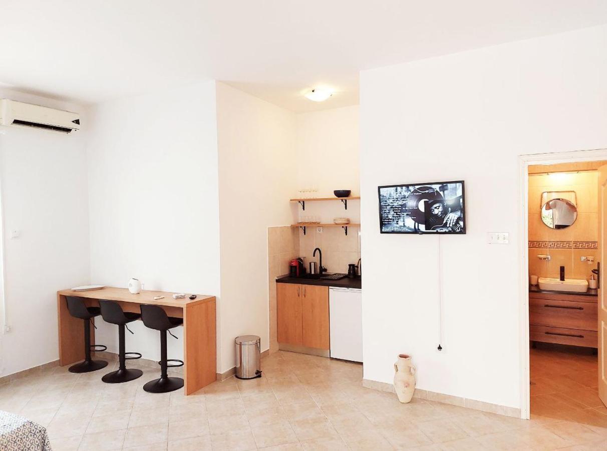Apartmani Radovic Bijela Dış mekan fotoğraf