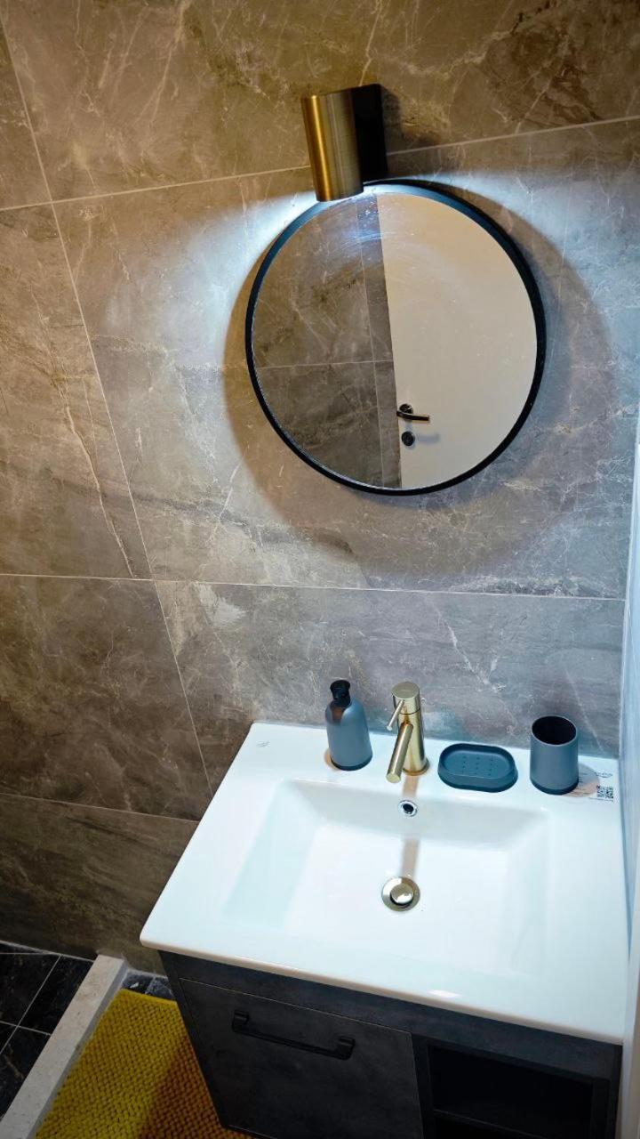 Apartmani Radovic Bijela Dış mekan fotoğraf